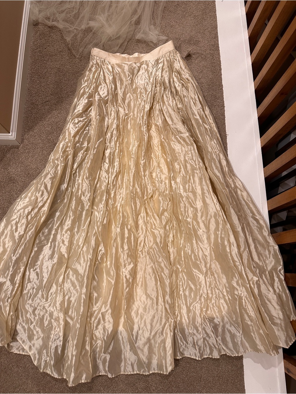 Ivory Vintage Bridal Maxi Skirt with Tulle Veil - Picture 11 of 13